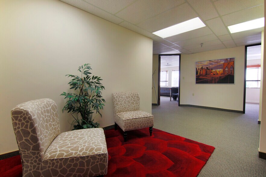 More Photos Of 155 B Ave, Lake Oswego Office For Lease