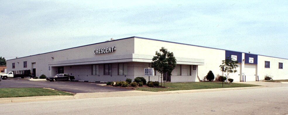 Primary Photo Of 1700 Estes Ave, Elk Grove Village Warehouse For Lease