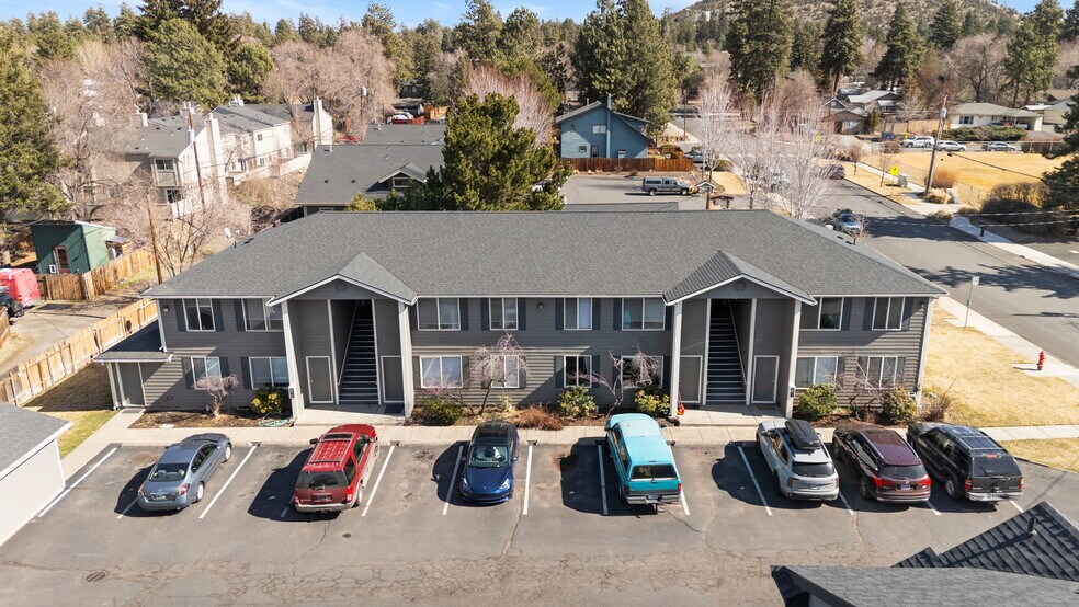 Primary Photo Of 414 NE Norton Ave, Bend Apartments For Sale