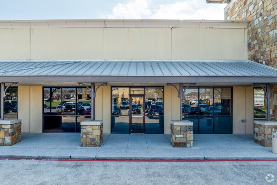 More Photos Of 6927 FM 1960 Rd W, Houston Unknown For Lease