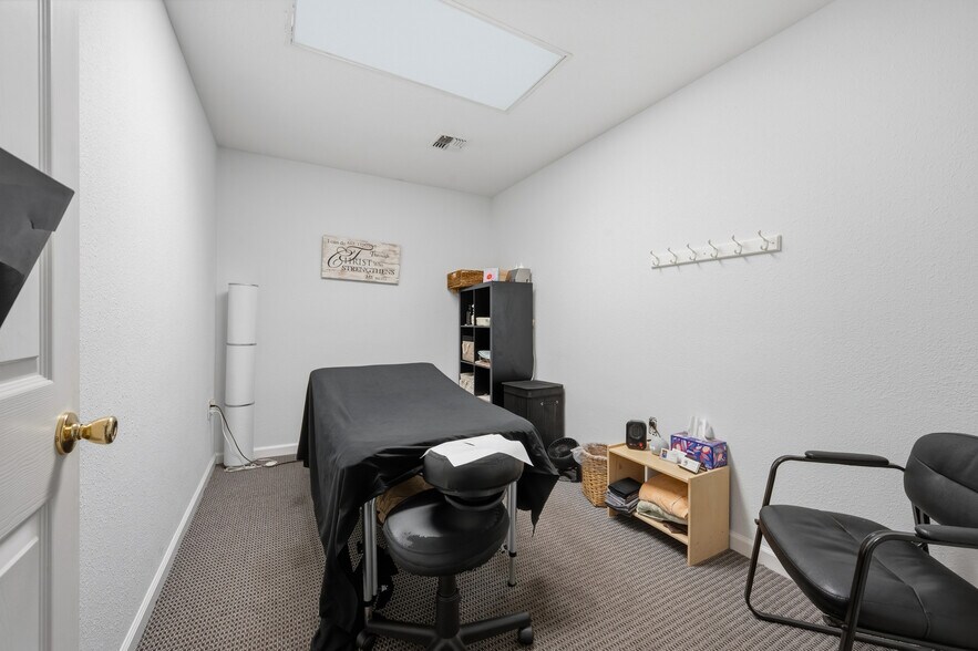 More Photos Of 1097 E Main St, Grass Valley Office For Sale