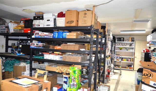 More Photos Of 1520 Bluff St, Delta Showroom For Sale