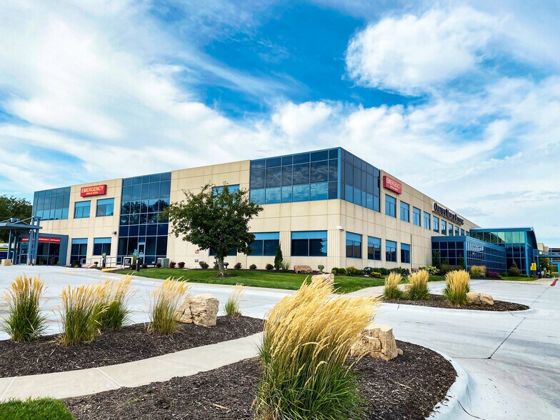 More Photos Of 2727 S 144th St, Omaha Healthcare For Lease