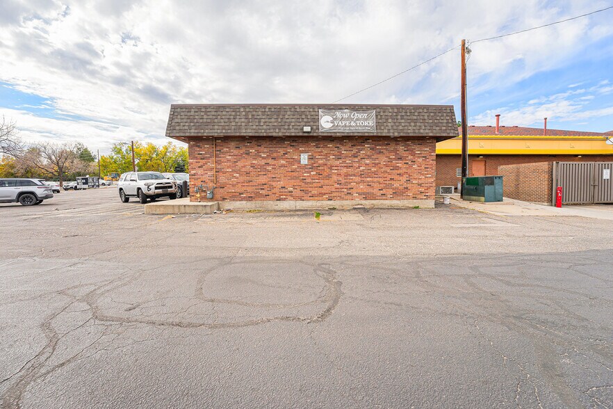 More Photos Of 7580 Sheridan Blvd, Westminster Storefront For Sale