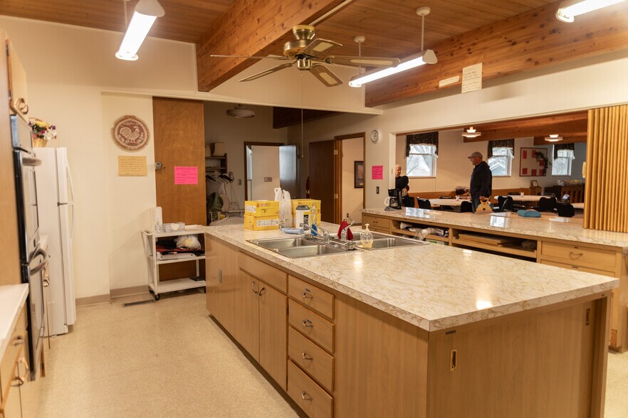 More Photos Of 381 H St, Hampton Religious Facility For Sale