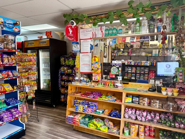 More Photos Of 1748 Eastern Ave, Baltimore Flex For Sale