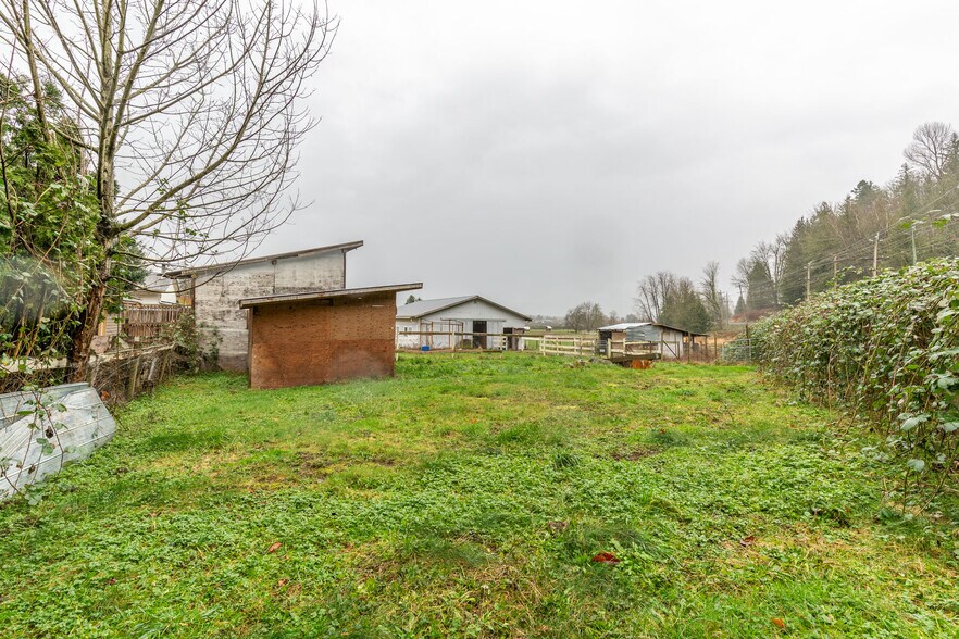 More Photos Of 3996 Eckert St, Chilliwack Land For Sale