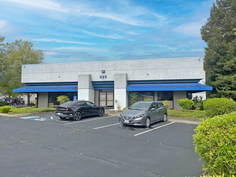 More Photos Of 525 Portal St, Cotati Distribution For Lease