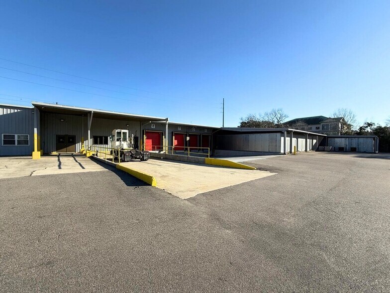 More Photos Of 2501 E President St, Savannah Food Processing For Lease