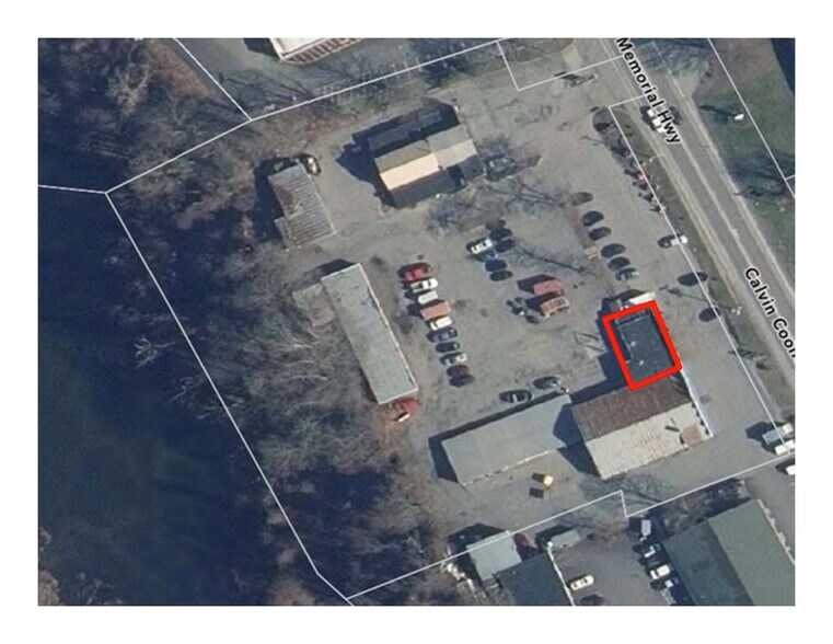 More Photos Of 668 Putney Rd, Brattleboro Auto Repair For Lease