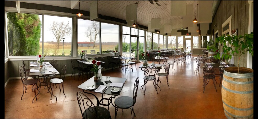 More Photos Of 6825 Old Richmond Rd, Lexington Winery Vineyard For Sale