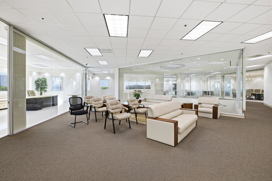 More Photos Of 15 Whatney, Irvine Research And Development For Lease