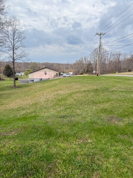 More Photos Of 40 Sallys Ridge Rd, Henry Restaurant For Sale