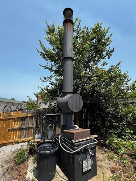 More Photos Of 22199 Highway Y, Saint Robert Medical For Sale