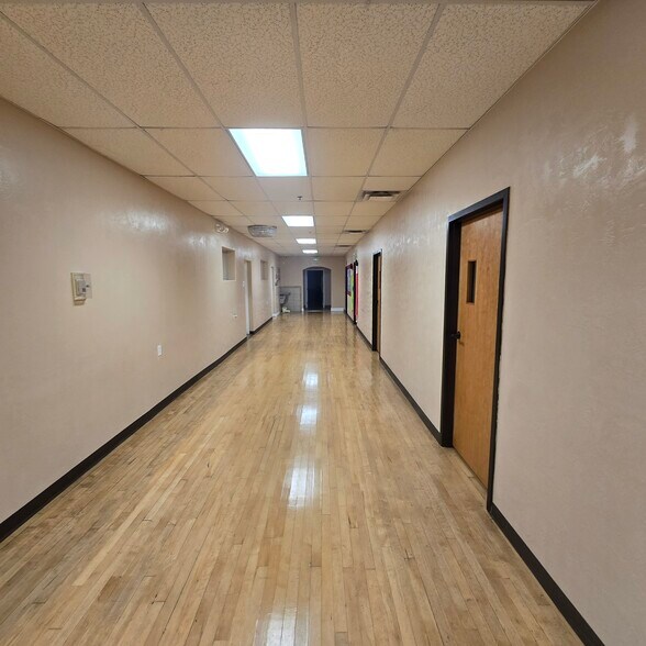 More Photos Of 3950 S Redwood Rd, Salt Lake City Freestanding For Sale