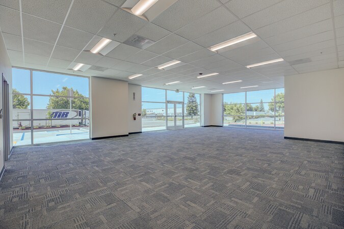 More Photos Of 4810 Fite Ct, Stockton Warehouse For Lease