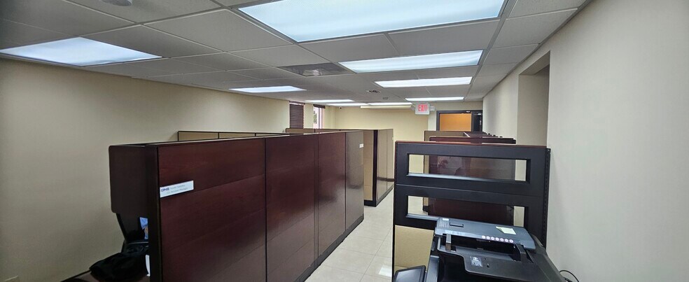 More Photos Of 365 Palermo Ave, Coral Gables Office For Sale