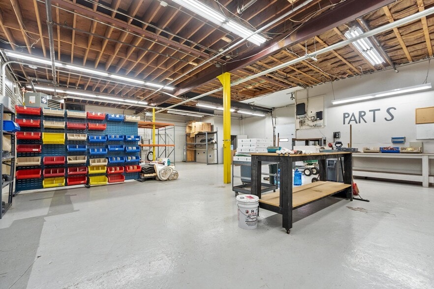 More Photos Of 19 Parker St, Clinton Industrial For Sale