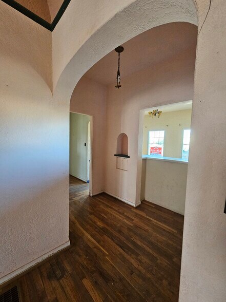 More Photos Of 1431 W Thatcher Blvd, Safford General Retail For Sale