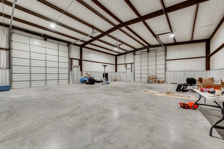 More Photos Of 1610 E County Road 153, Midland Industrial For Lease