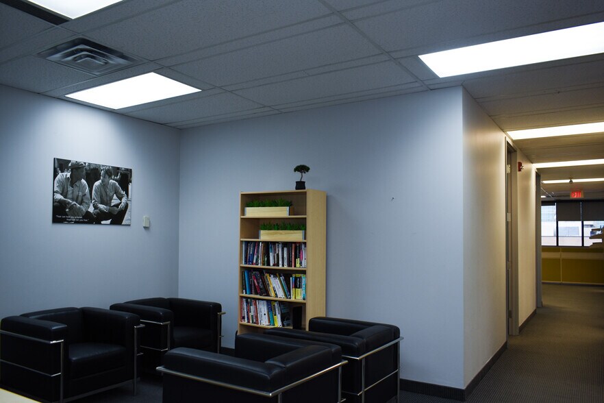 More Photos Of 602 12th Ave SW, Calgary Office For Sale