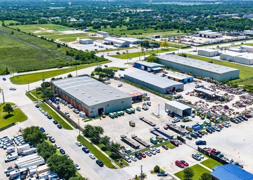 More Photos Of 2402 S Battleground Rd, Deer Park Warehouse For Sale