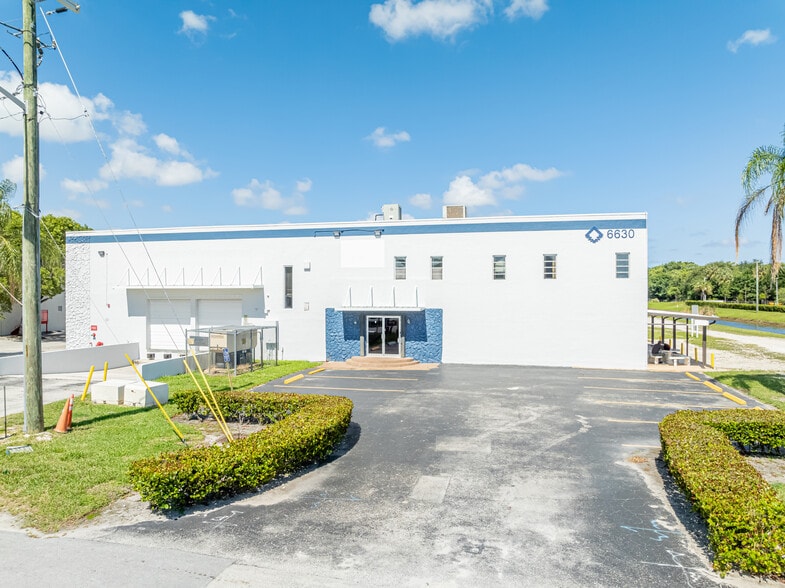 More Photos Of 6630 NW 16th Ter, Fort Lauderdale Warehouse For Lease