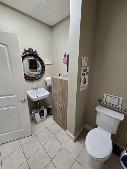 More Photos Of 39 W Kamehameha Ave, Kahului Medical For Lease