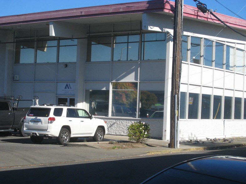 More Photos Of 863 E Francisco Blvd, San Rafael Storefront Retail Office For Lease