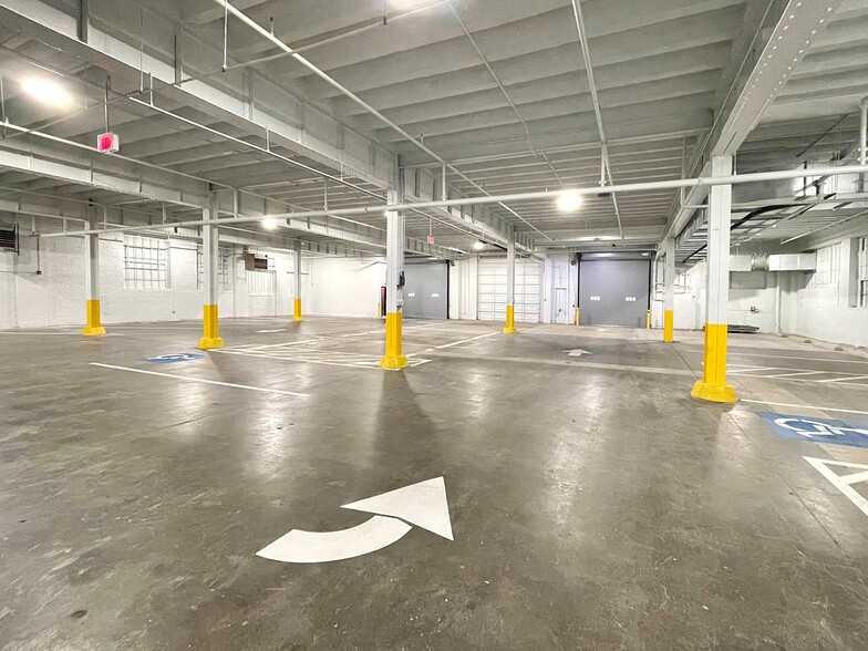 More Photos Of 3649 Mintwood St, Pittsburgh Loft Creative Space For Lease