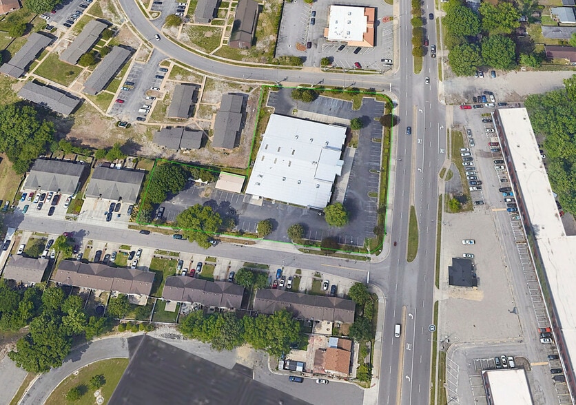 More Photos Of 385 N Witchduck Rd, Virginia Beach Freestanding For Sale