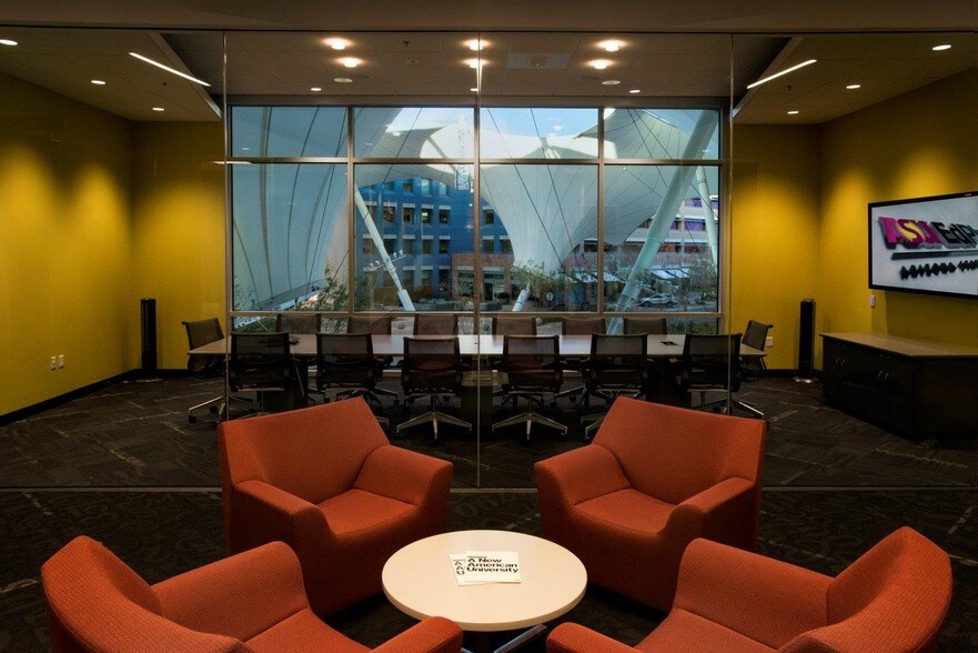 More Photos Of 1365 N Scottsdale Rd, Scottsdale Office For Lease