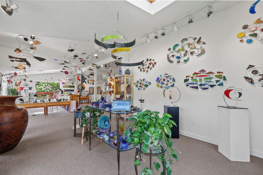 More Photos Of 8 Center St, West Stockbridge Restaurant For Sale