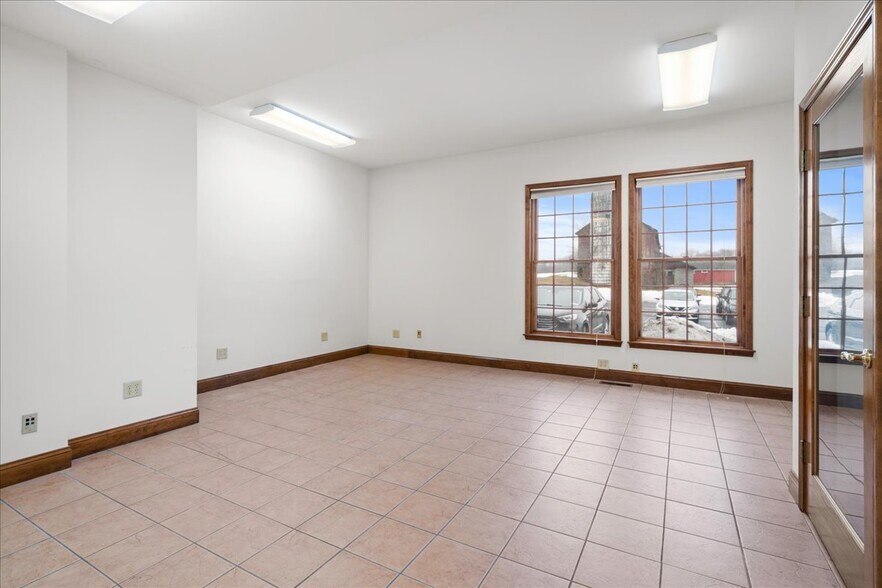 More Photos Of 100 Egbertson Rd, Campbell Hall Loft Creative Space For Lease