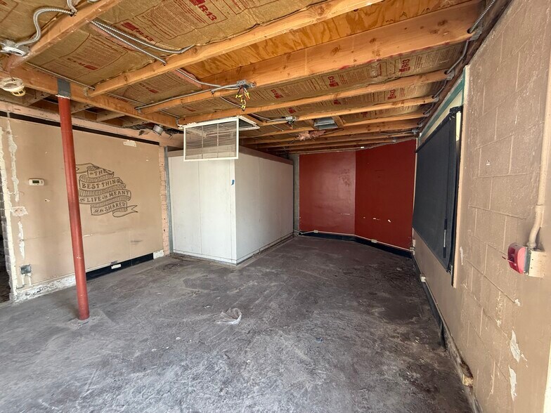 More Photos Of 825 Nevada Hwy, Boulder City Fast Food For Sale