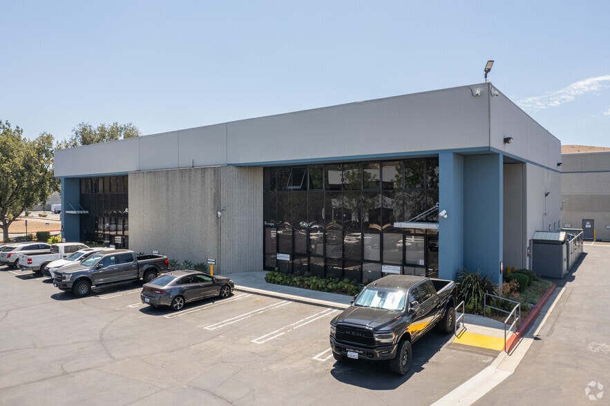 More Photos Of 5126 Clareton Dr, Agoura Hills Unknown For Lease