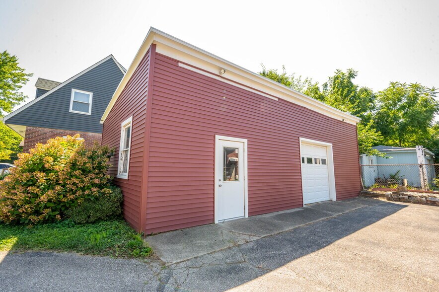 More Photos Of 8612 Reading Rd, Cincinnati Office For Sale