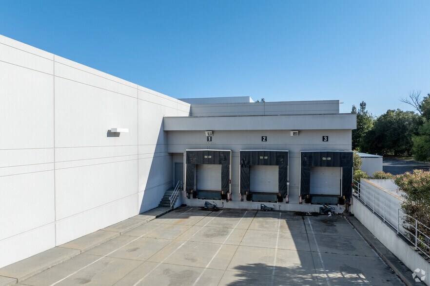 More Photos Of 5729 Fontanoso Way, San Jose Research And Development For Lease