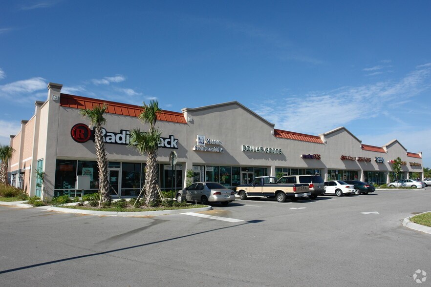 More Photos Of 10921-10941 S US 1 Hwy, Port Saint Lucie Storefront For Lease