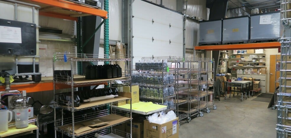 More Photos Of 325 Riggs St, Oxford Warehouse For Sale