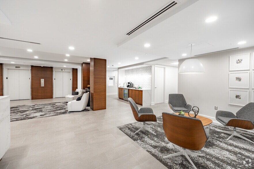 More Photos Of , Mobile Unknown For Sale