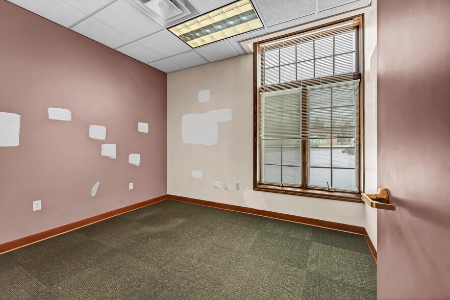 More Photos Of 48 Route 6, Yorktown Heights Medical For Sale
