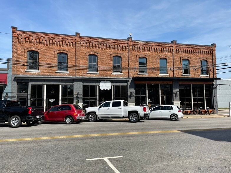 More Photos Of 2/4 N Main Street, Franklinton Storefront Retail Office For Lease