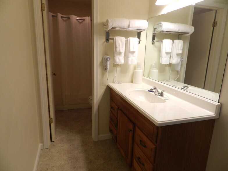 More Photos Of 37067 Nys Route 12, Clayton Hotel For Sale