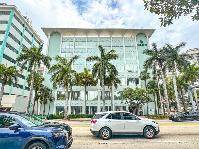 More Photos Of 301 Arthur Godfrey Rd, Miami Beach Office For Sale