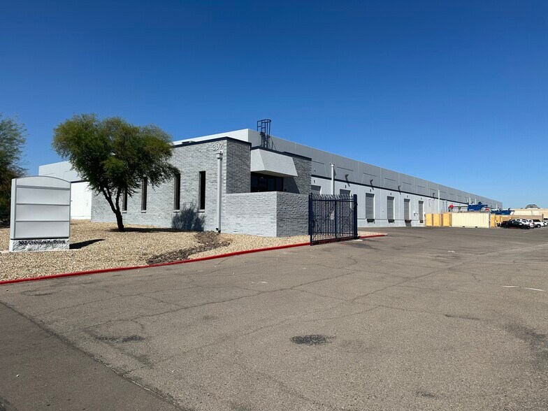 Primary Photo Of 302 E University Dr, Phoenix Warehouse For Lease