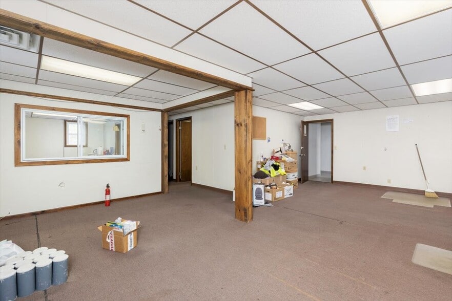 More Photos Of 932 French Rd, Cheektowaga Office For Sale