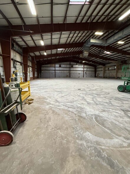 More Photos Of 6357 Inducon Dr E, Sanborn Industrial For Sale