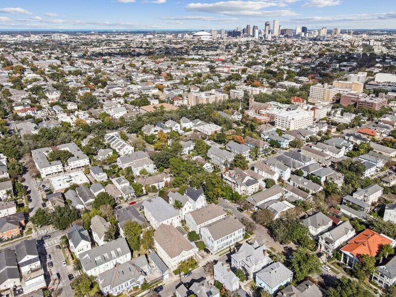 More Photos Of 4117 Perrier St, New Orleans Hotel For Sale