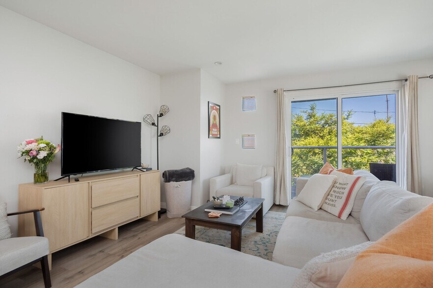 More Photos Of 712 Pacific St, Santa Monica Apartments For Sale